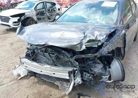 2024 Toyota Camry Se z USA, uszkodzony, nr VIN 4T1T11AK5RU885975